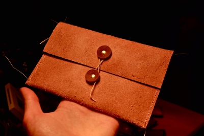 leather envelope_sm2.JPG