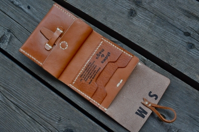 leather wallet_sm5.JPG