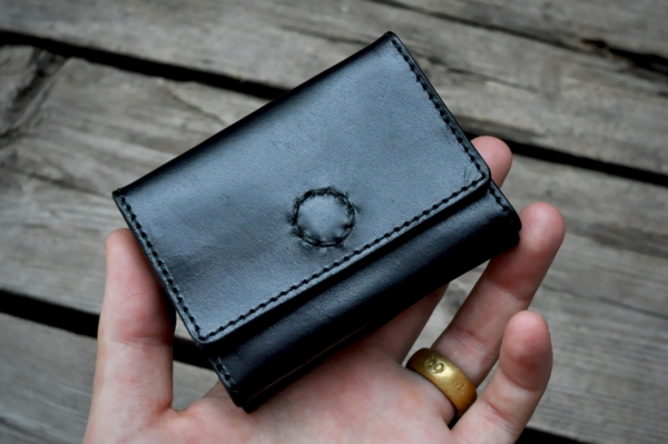 compact wallet_sm10.jpg
