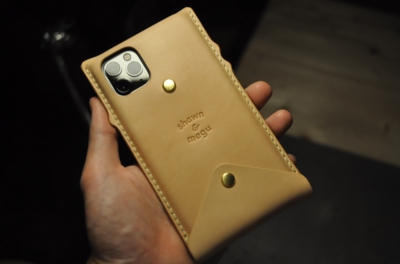 iphone11pro leather case_2.jpg